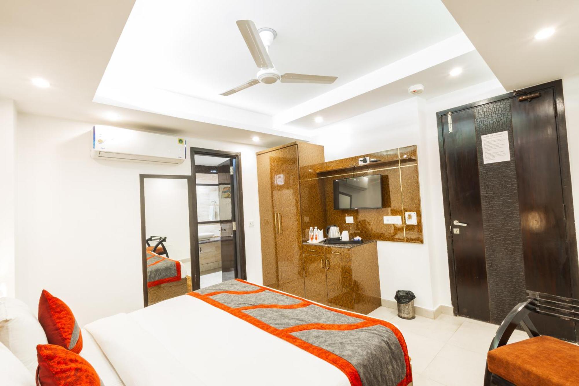 Hotel The Gold Inn - Karol Bagh Delhi 外观 照片