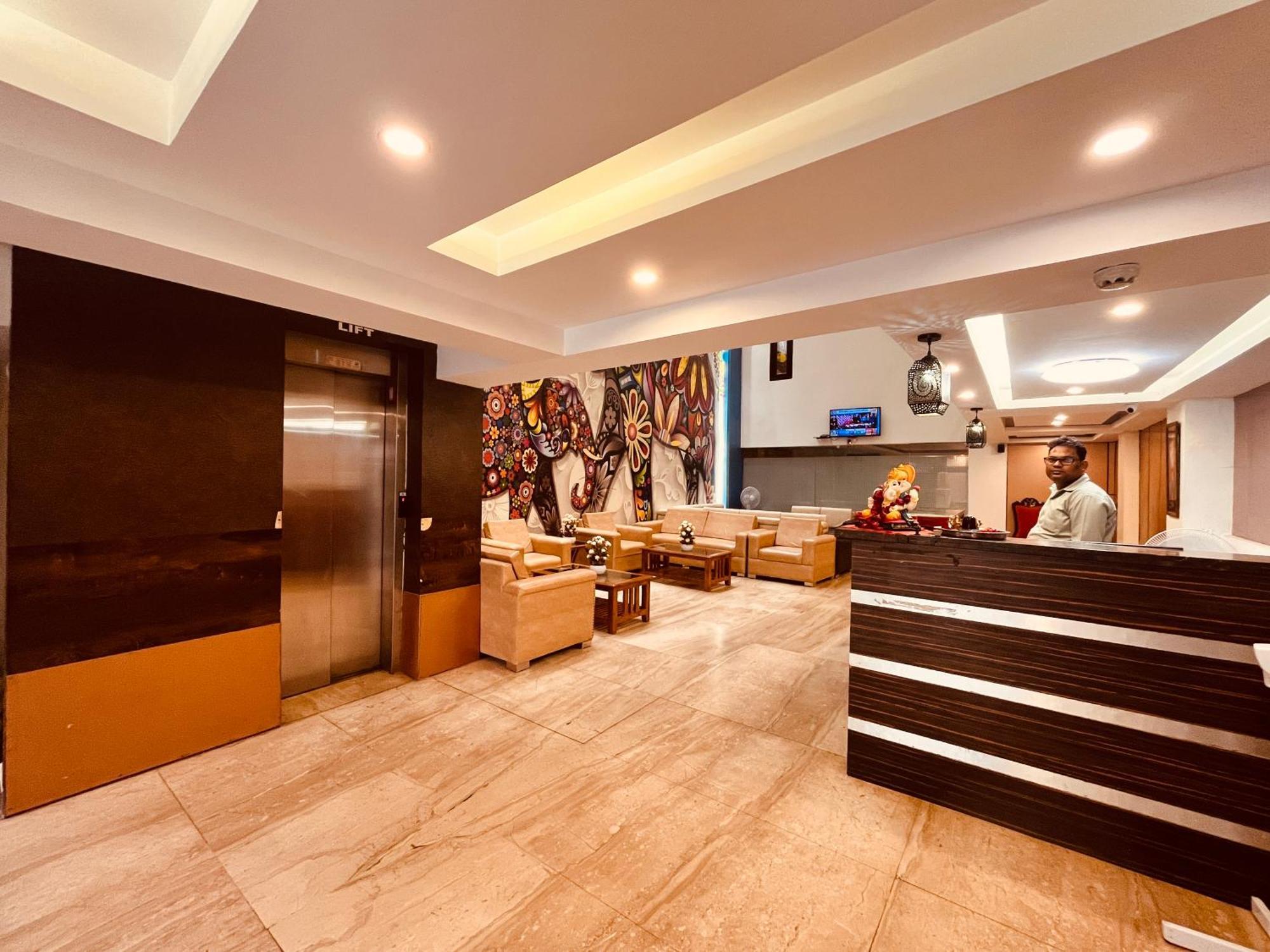 Hotel The Gold Inn - Karol Bagh Delhi 外观 照片