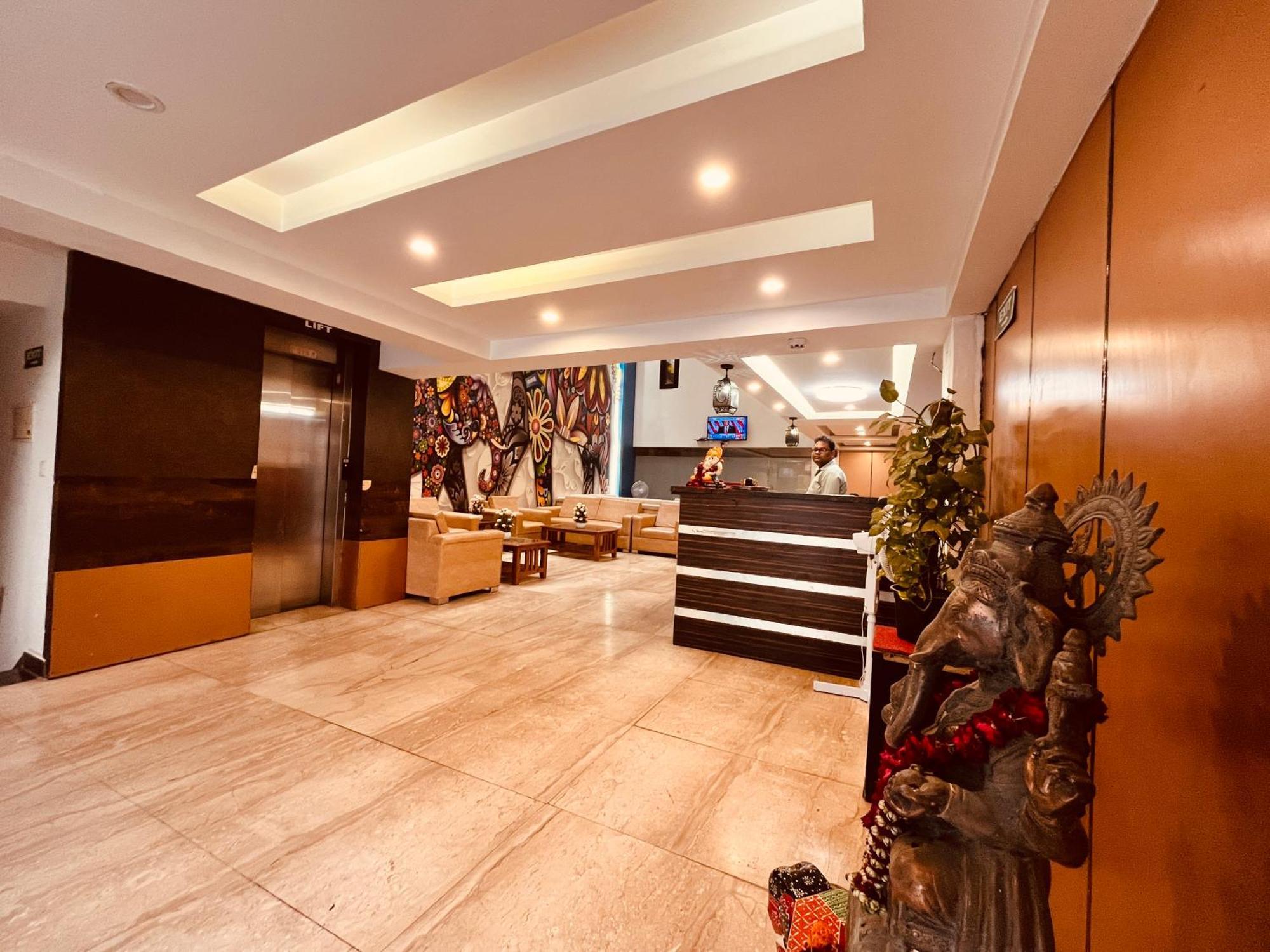 Hotel The Gold Inn - Karol Bagh Delhi 外观 照片