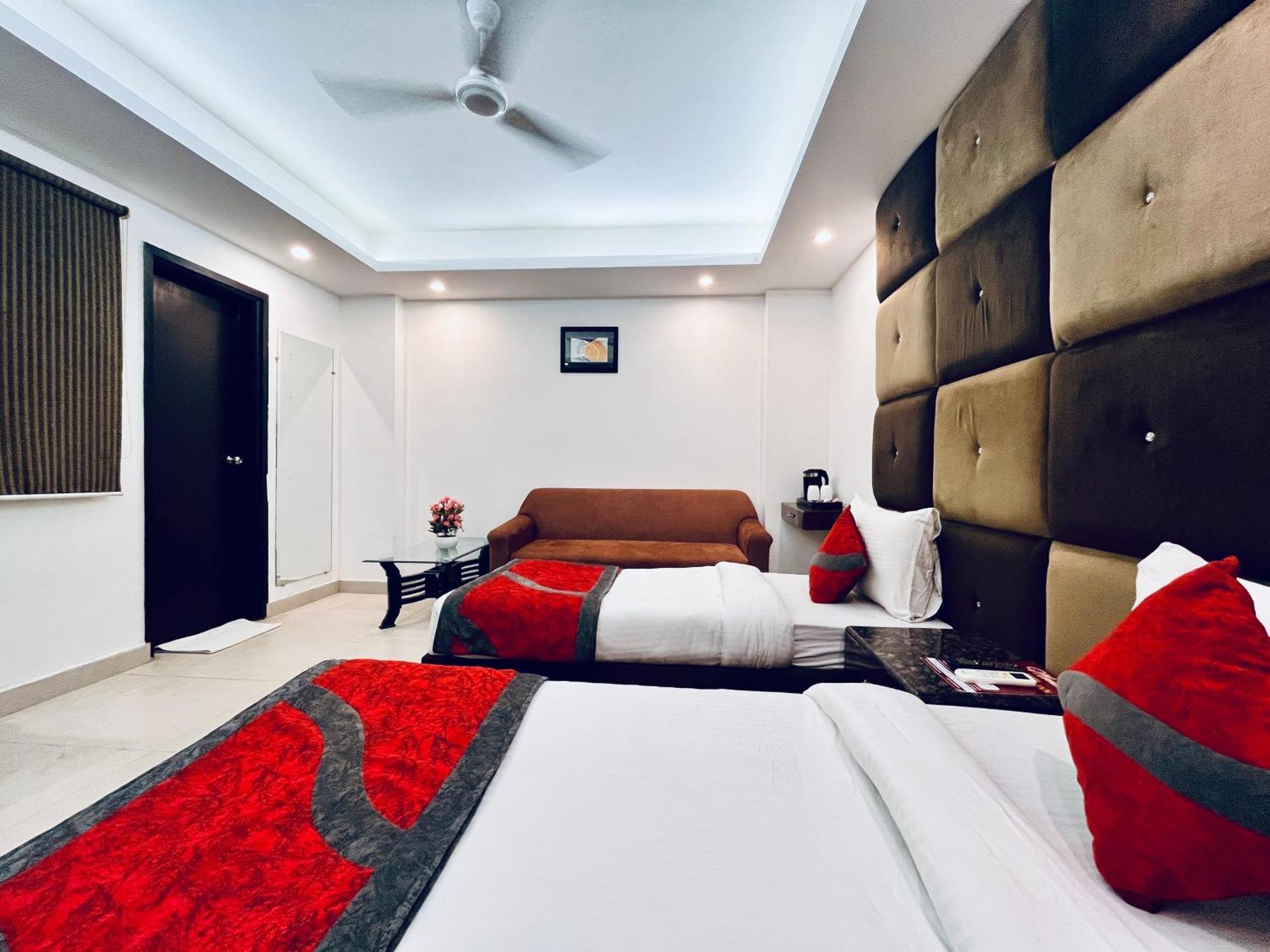 Hotel The Gold Inn - Karol Bagh Delhi 外观 照片