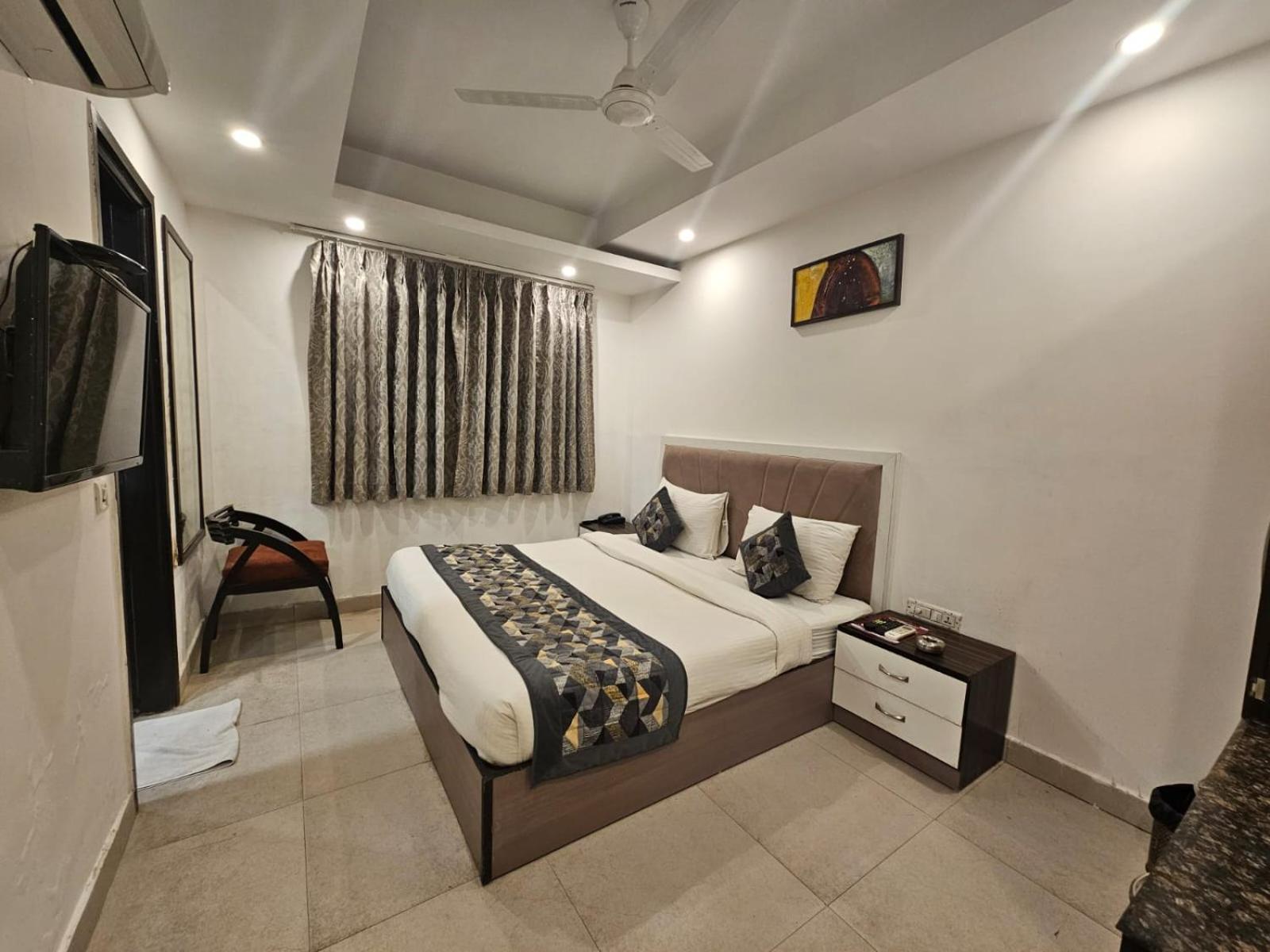 Hotel The Gold Inn - Karol Bagh Delhi 外观 照片